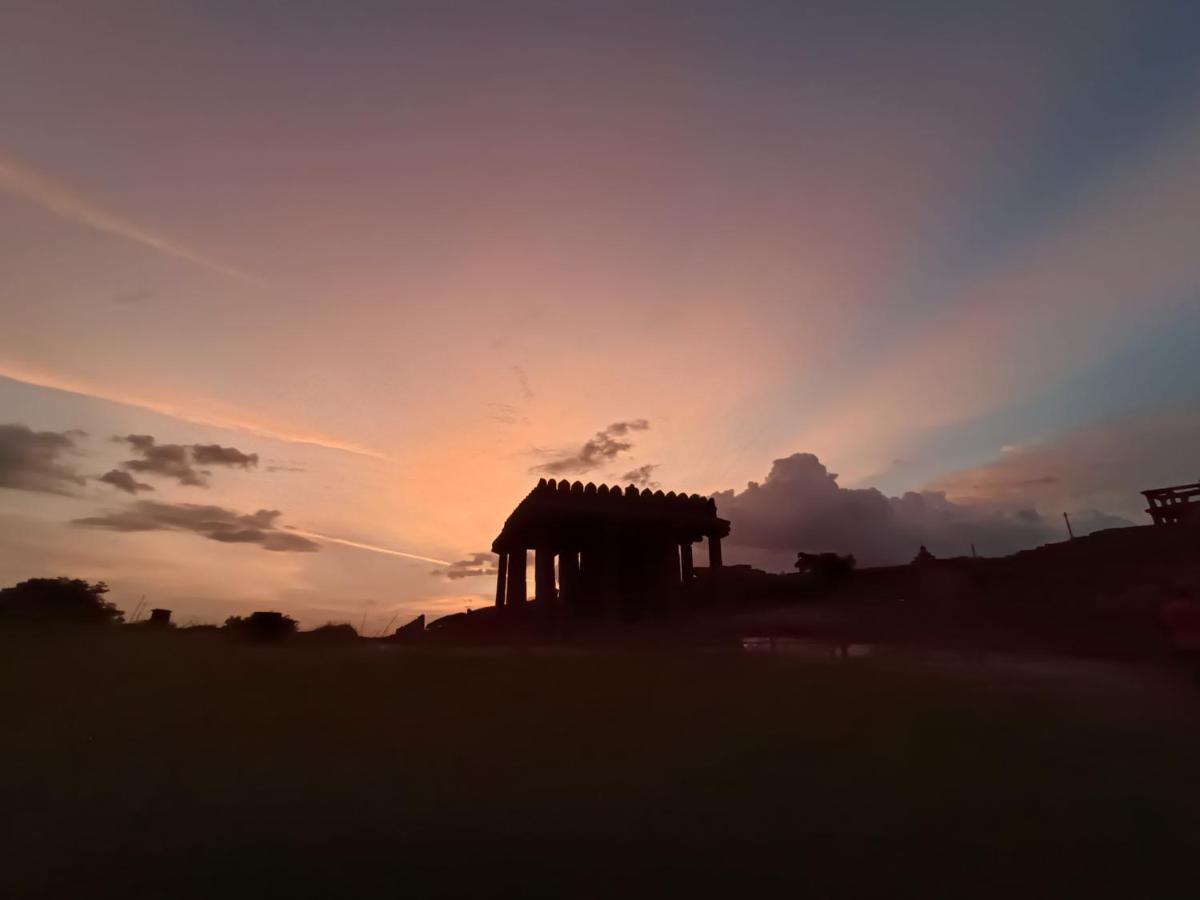 Dream Hampi Villa & Home Stay Exterior foto