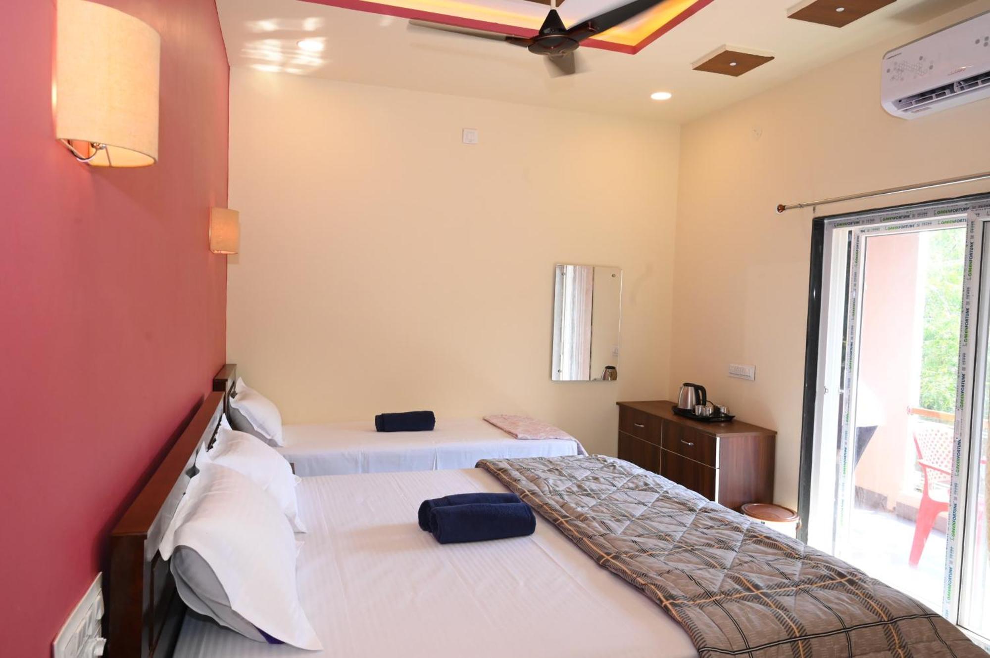 Dream Hampi Villa & Home Stay Exterior foto